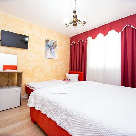 Saki Apartments บุดวา ภายนอก รูปภาพ