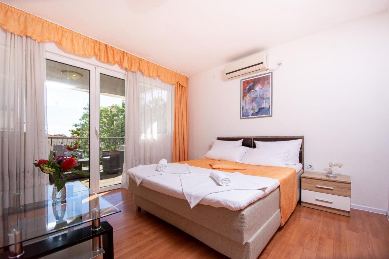 Saki Apartments บุดวา ภายนอก รูปภาพ