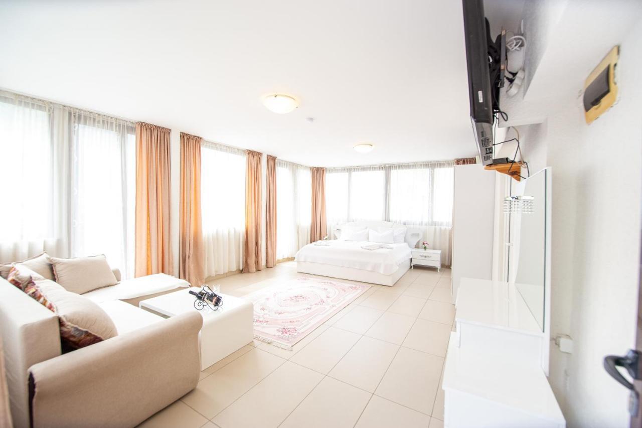 Saki Apartments บุดวา ภายนอก รูปภาพ