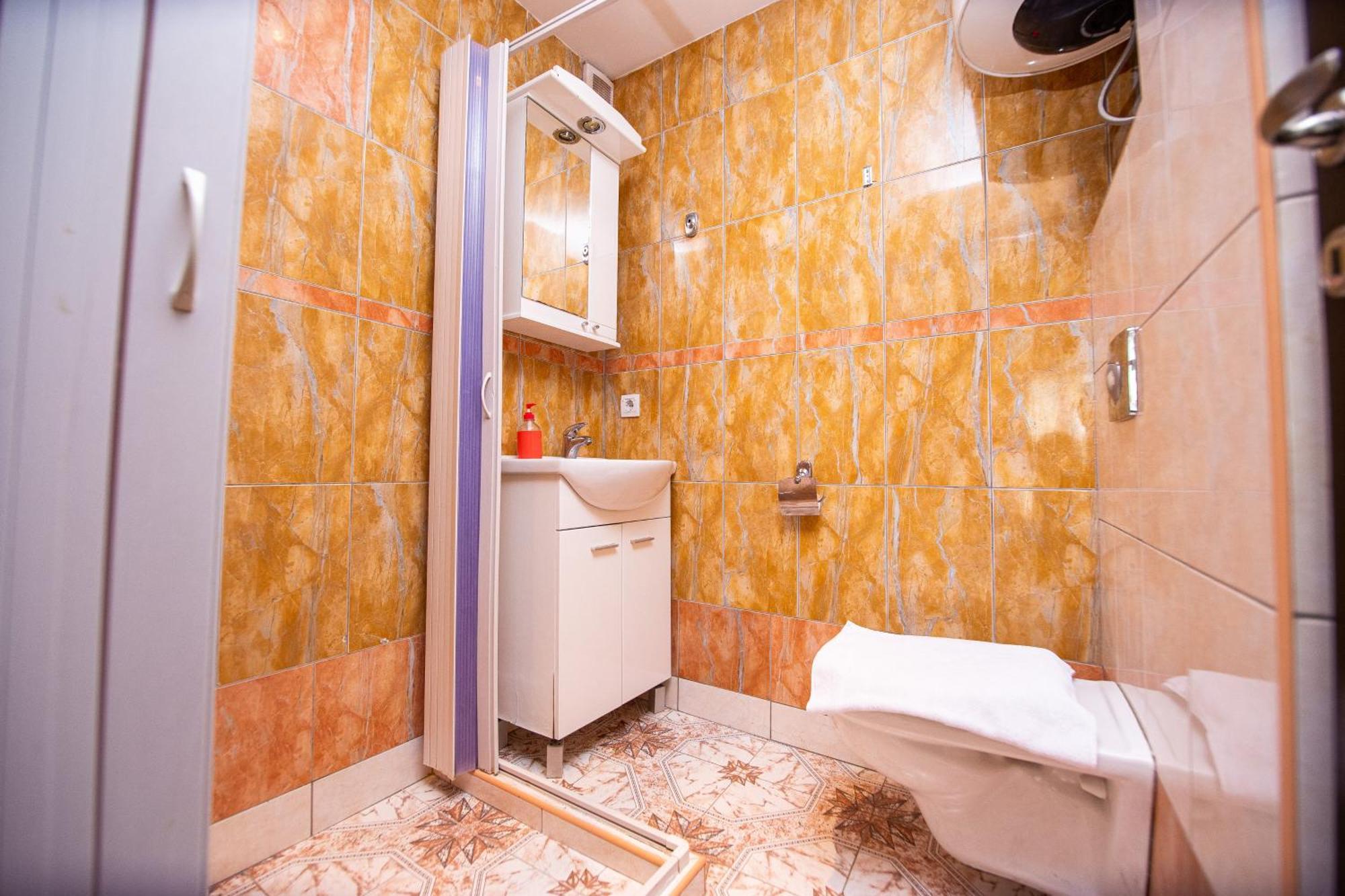 Saki Apartments บุดวา ห้อง รูปภาพ