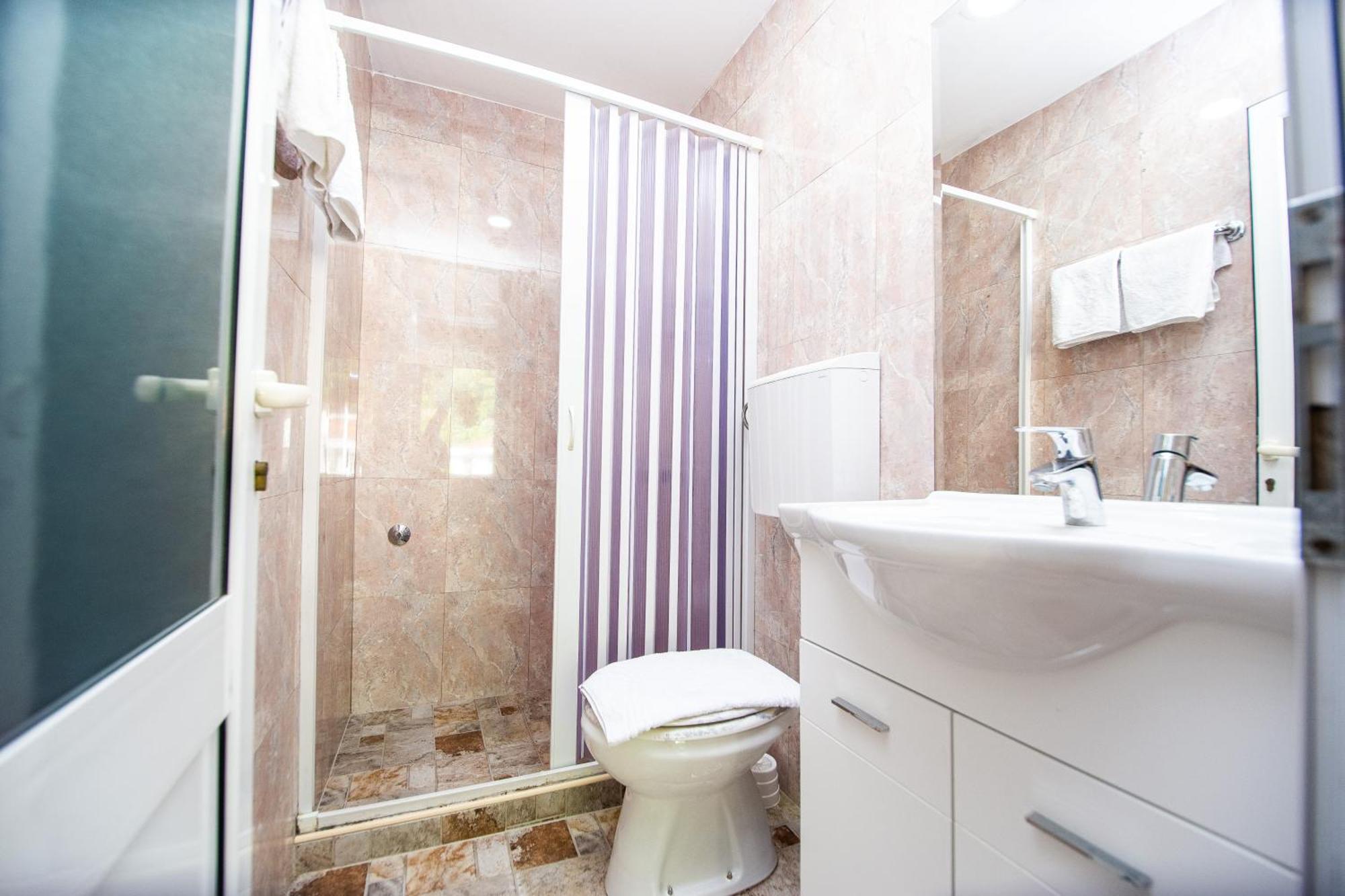 Saki Apartments บุดวา ห้อง รูปภาพ
