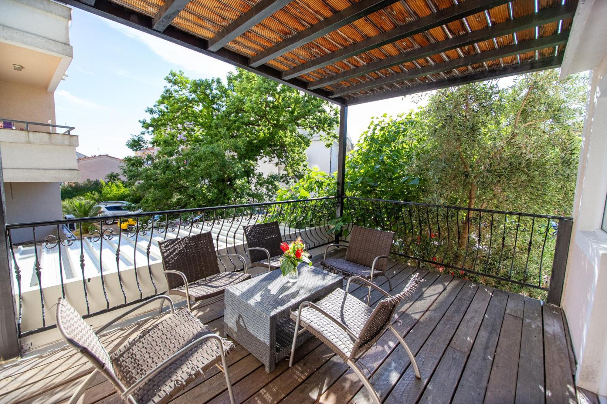Saki Apartments บุดวา ภายนอก รูปภาพ