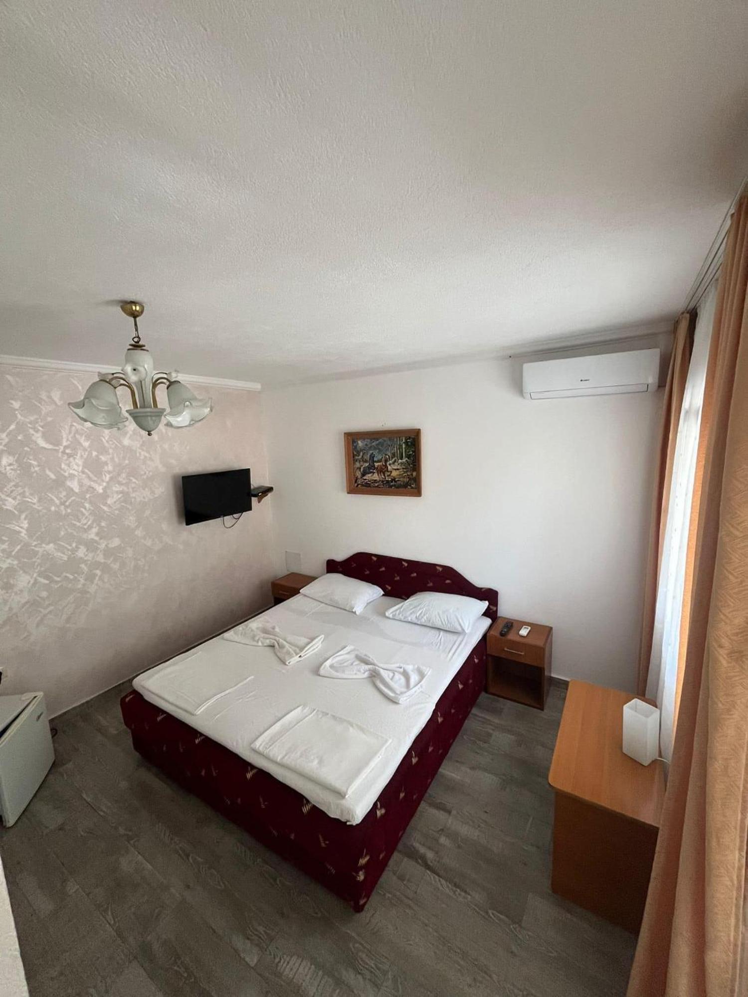 Saki Apartments บุดวา ภายนอก รูปภาพ